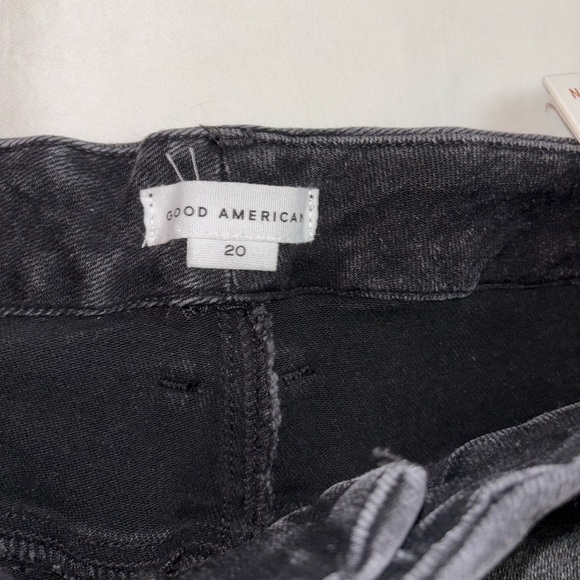✨NWT Good American Good Waist Crop Distress Knee - Picture 7 of 11